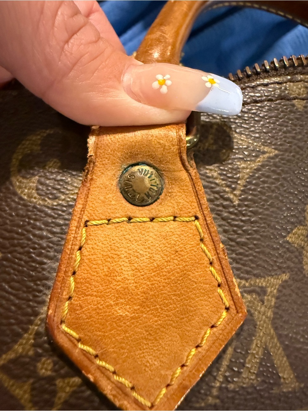 Louis Vuitton Vintage Monogram Speedy 30 - Picture 7 of 11